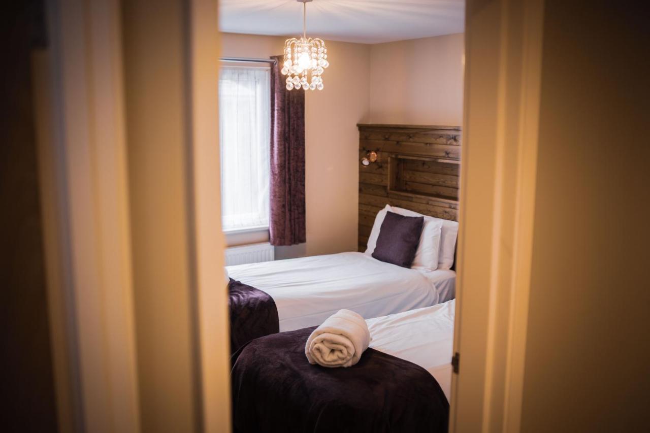 Warrenwood Country Park Hotel Polegate Bagian luar foto