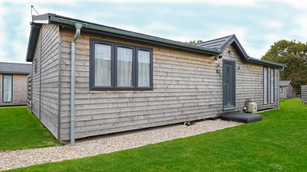 Warrenwood Country Park Hotel Polegate Bagian luar foto