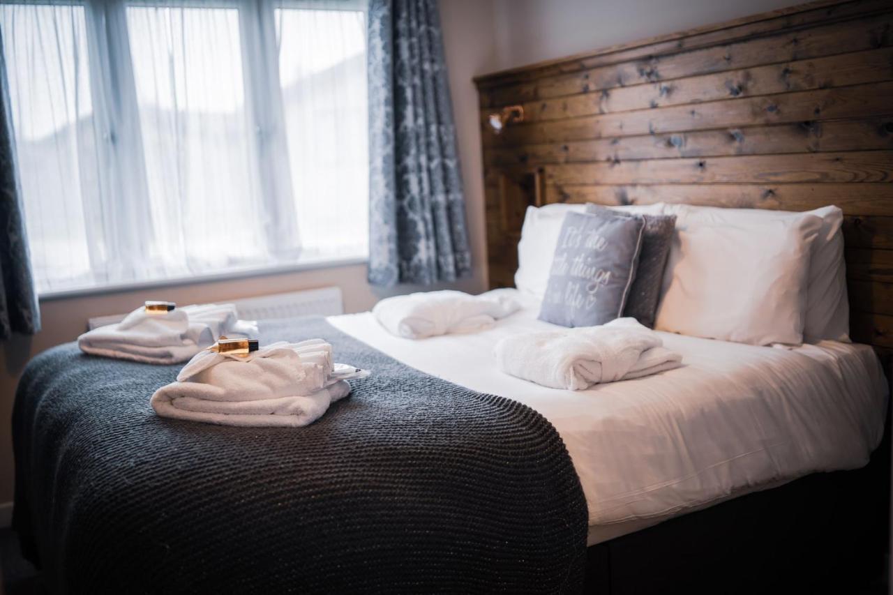 Warrenwood Country Park Hotel Polegate Bagian luar foto