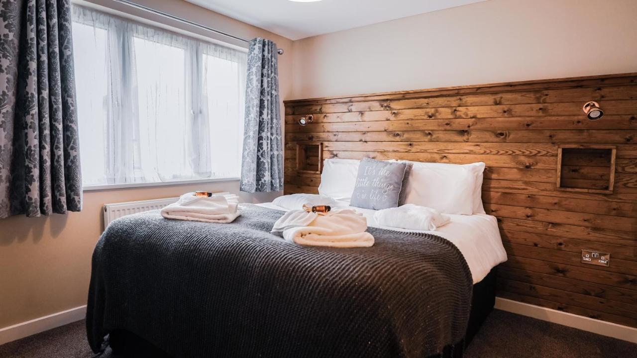 Warrenwood Country Park Hotel Polegate Bagian luar foto