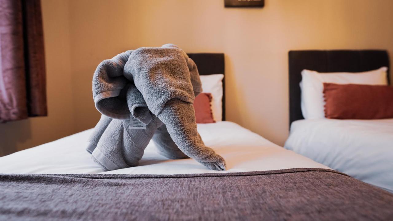 Warrenwood Country Park Hotel Polegate Bagian luar foto